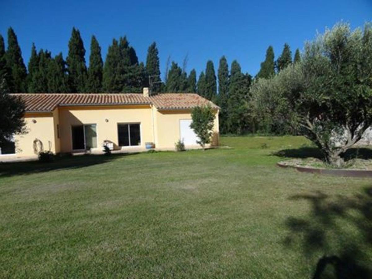 La Casa Nert Hotel Millas Bagian luar foto