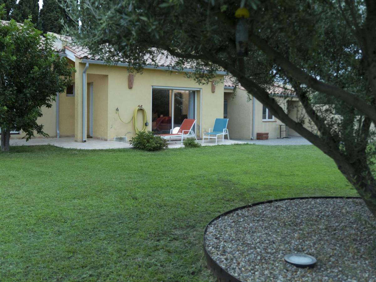 La Casa Nert Hotel Millas Bagian luar foto